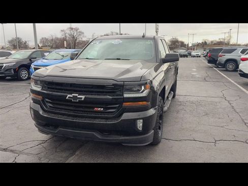Used 2019 Chevrolet Silverado 1500 LT w/ All Star Edition image 3