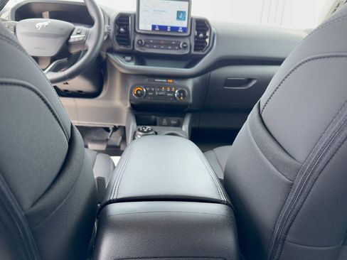 Used 2023 Ford Bronco Sport Badlands image 29