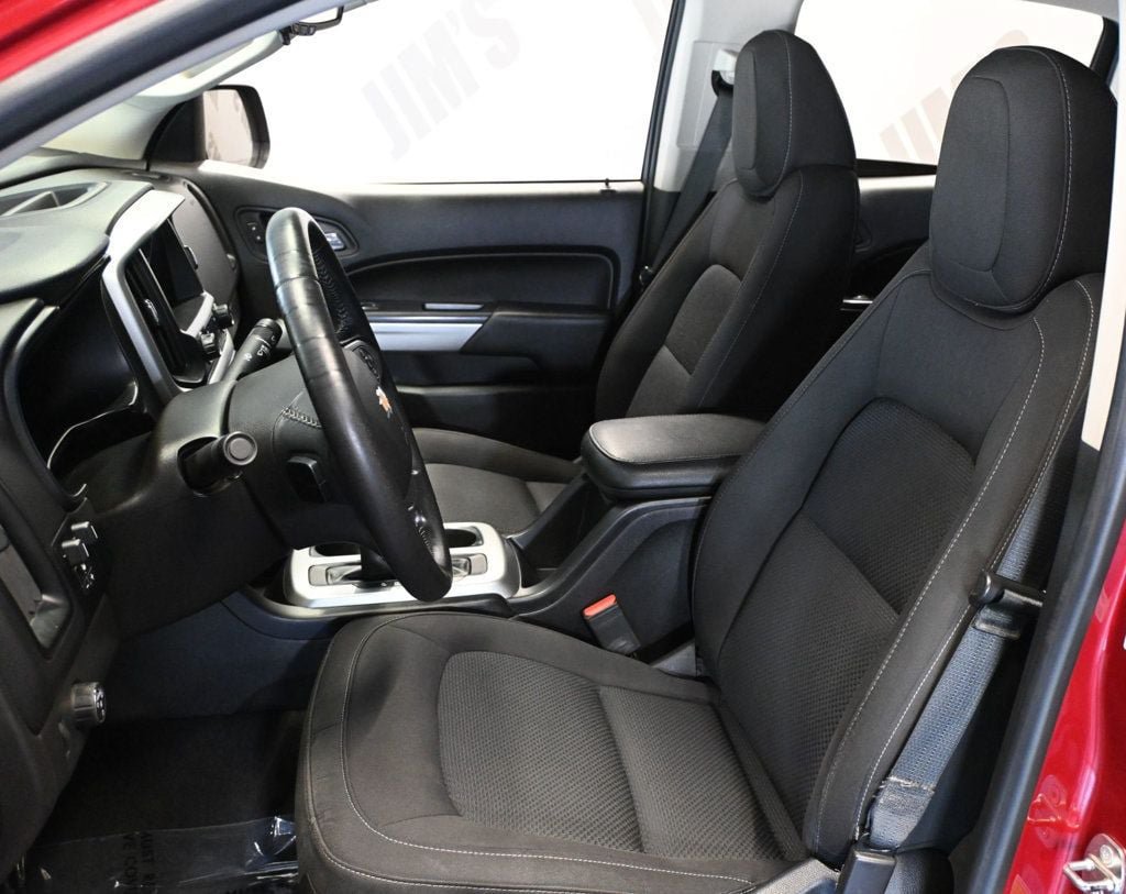 Used 2019 Chevrolet Colorado LT w/ LT Convenience Package RWD image 16