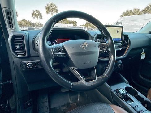 Used 2022 Ford Bronco Sport Badlands w/ Premium Package image 11