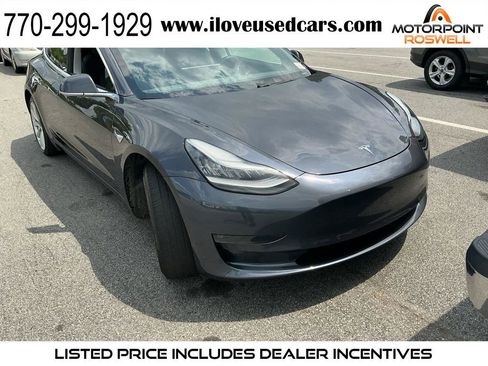 Used 2018 Tesla Model 3 Long Range RWD image 1