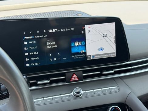 Used 2025 Hyundai Elantra SEL FWD image 30