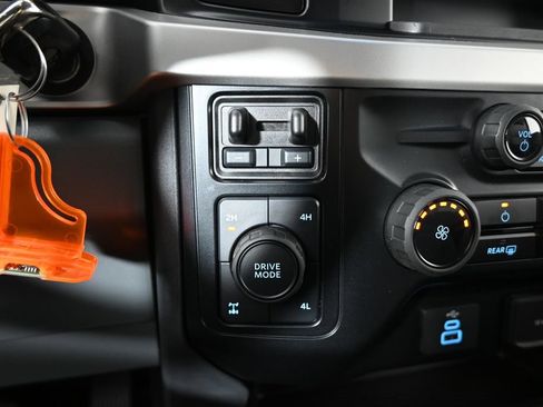 Used 2024 Ford F250 XL w/ STX Appearance Package AWD/4WD image 29