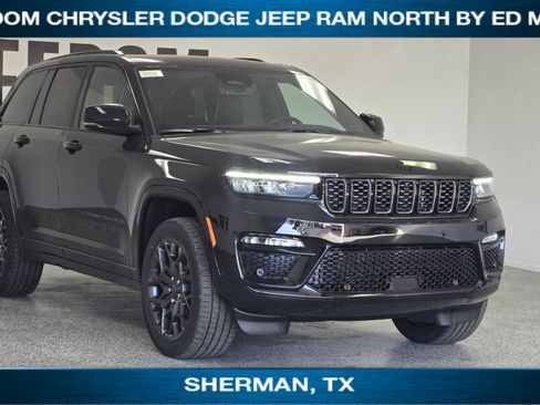 New 2025 Jeep Grand Cherokee Summit w/ Obsidian Package image 2