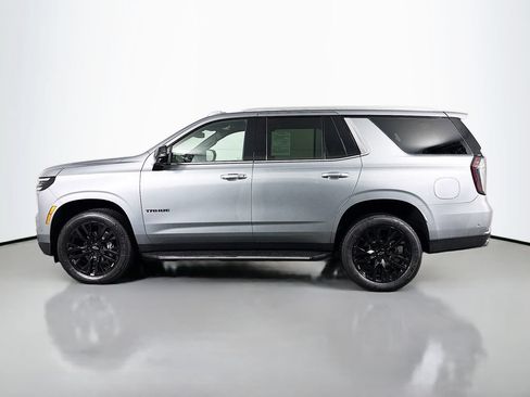 Used 2026 Chevrolet Tahoe Premier AWD/4WD image 5
