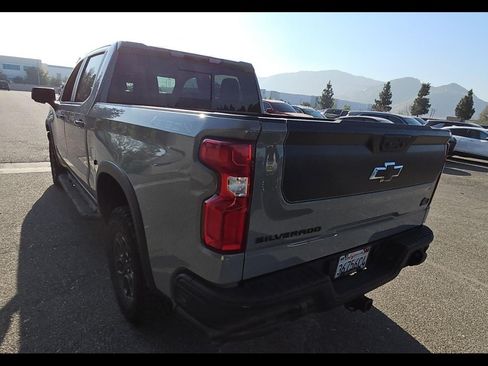 Used 2024 Chevrolet Silverado 1500 ZR2 w/ ZR2 Bison Edition AWD/4WD image 5