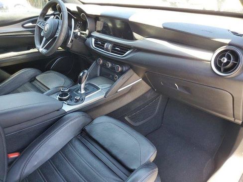 Used 2018 Alfa Romeo Stelvio Ti Sport AWD/4WD image 14