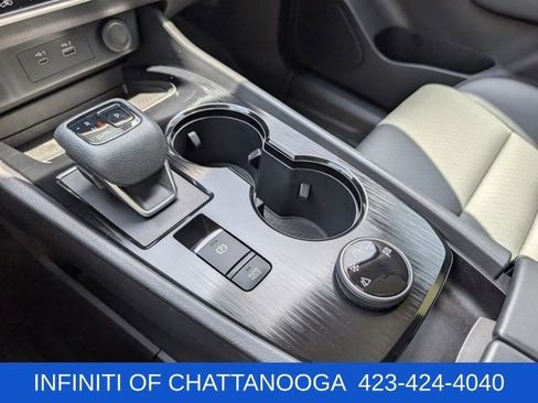 Used 2023 Nissan Rogue SV w/ SV Premium B Package AWD/4WD image 15