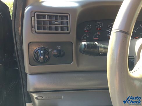 Used 2000 Ford F350 Lariat image 19