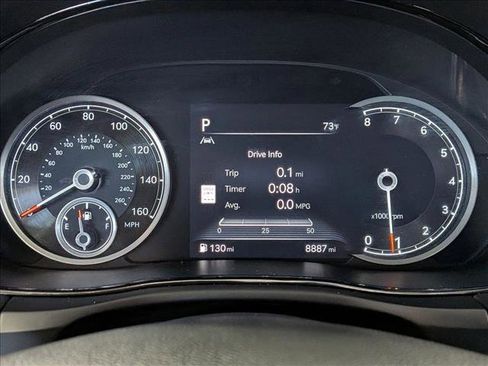 Used 2024 Genesis GV70 2.5T AWD/4WD image 11