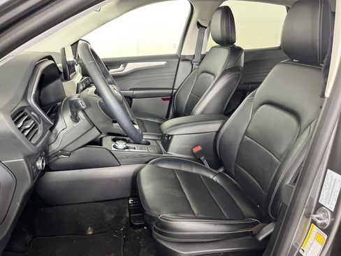 Used 2022 Ford Escape SEL image 11