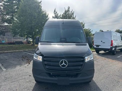 Used 2026 Mercedes-Benz Sprinter 2500 image 8
