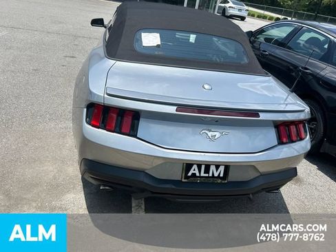 Used 2025 Ford Mustang Premium RWD image 6