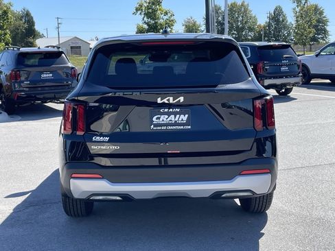 New 2026 Kia Sorento LX image 6