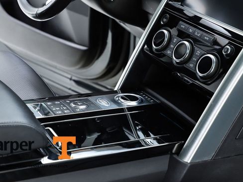 Used 2017 Land Rover Discovery HSE Luxury image 35