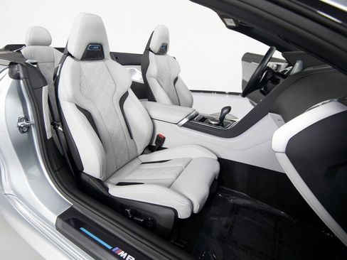 Used 2022 BMW M8 Competition image 32