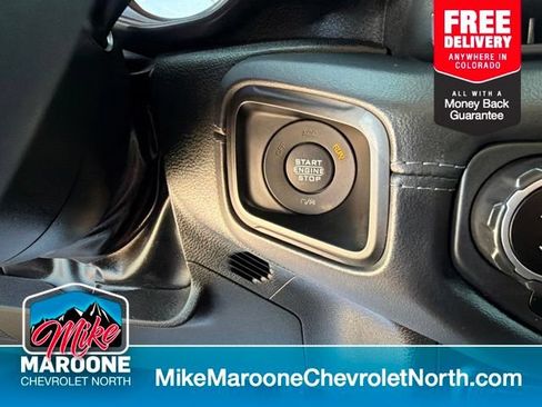 Used 2024 Jeep Gladiator Rubicon w/ Convenience Group AWD/4WD image 27