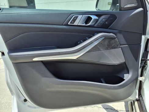 Used 2024 BMW X5 xDrive40i AWD/4WD image 18