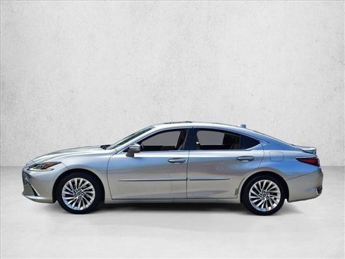 Used 2019 Lexus ES 300h w/ Accessory Package 2 FWD image 8
