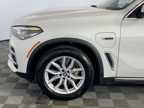 Used 2022 BMW X5 xDrive45e w/ Premium Package image 9