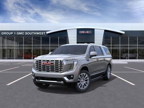 New 2026 GMC Yukon XL Denali w/ Sun & Power Step Package image 8