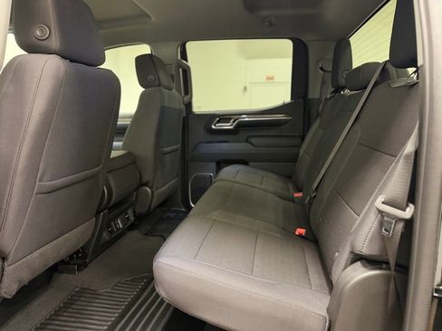 Used 2024 Chevrolet Silverado 1500 LT image 16