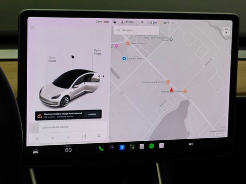 Used 2020 Tesla Model 3 Standard Range RWD image 6