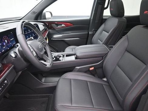 New 2026 Chevrolet Traverse Z71 w/ Enhanced Driving Package AWD/4WD image 16