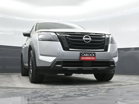 Used 2024 Nissan Pathfinder SV w/ Black Appearance Package image 49