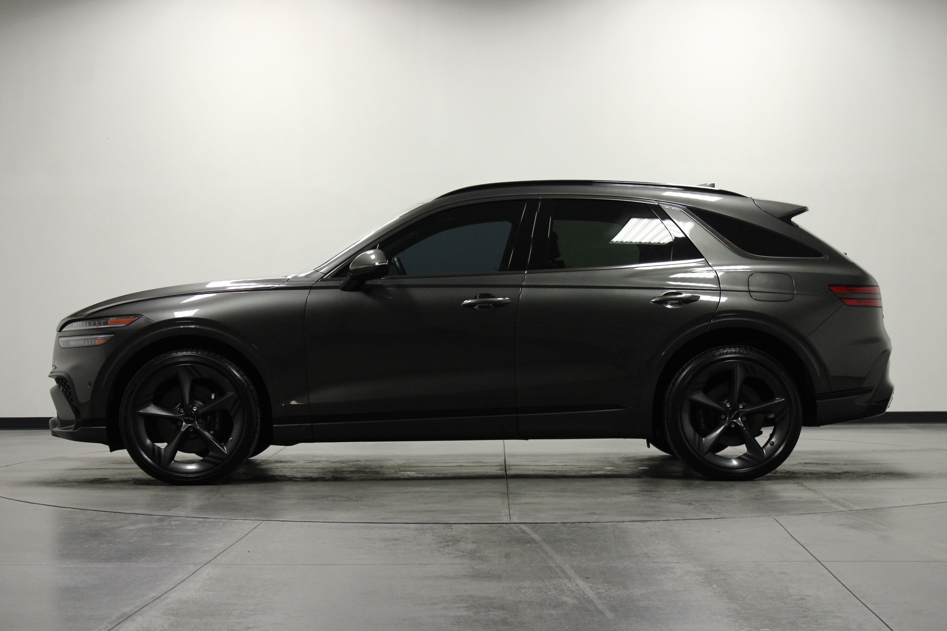 Used 2026 Genesis GV70 2.5T Sport Prestige AWD/4WD image 7