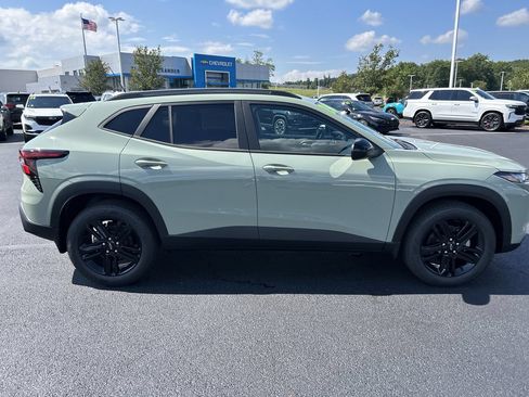 New 2026 Chevrolet Trax ACTIV w/ Driver Confidence Package FWD image 8
