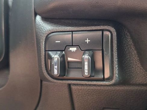 Used 2023 Dodge Durango GT image 41