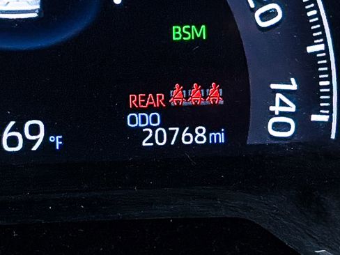 Used 2023 Toyota RAV4 XLE w/ Convenience Package FWD image 28