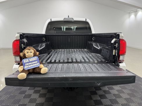 Used 2021 Toyota Tacoma SR5 w/ Technology Package image 8