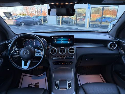 Used 2022 Mercedes-Benz GLC 300 4MATIC image 25