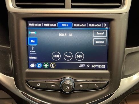 Used 2020 Chevrolet Sonic LT image 34