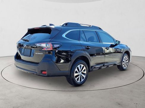 Used 2025 Subaru Outback Premium AWD/4WD image 5