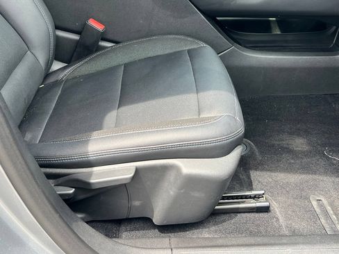 Certified 2024 Chevrolet Equinox EV LT AWD/4WD image 16