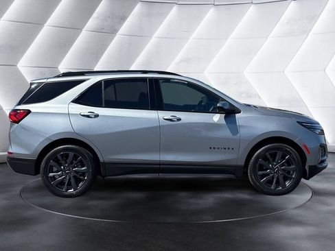 Certified 2023 Chevrolet Equinox RS FWD image 6