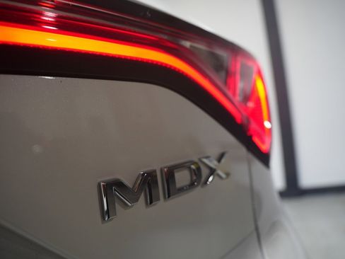 Used 2023 Acura MDX SH-AWD image 26