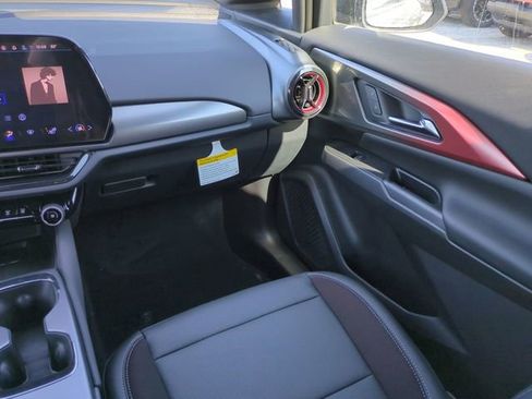 New 2026 Chevrolet Equinox EV RS image 17