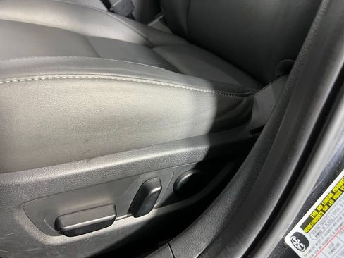 Used 2025 MAZDA CX-30 AWD 2.5 S w/ Preferred Package image 22