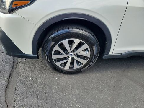 Used 2022 Subaru Outback Premium image 18