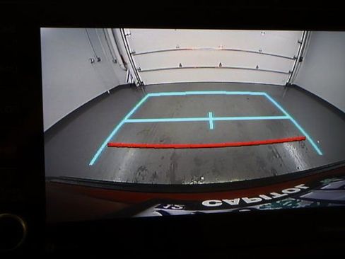 Certified 2022 Toyota Corolla Cross LE w/ Moonroof Package image 25