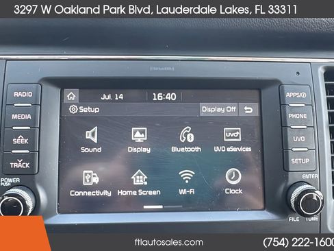 Used 2017 Kia Sedona LX w/ LX Essentials Premium Package FWD image 54