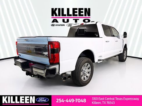 Used 2023 Ford F250 King Ranch w/ Chrome Package image 8
