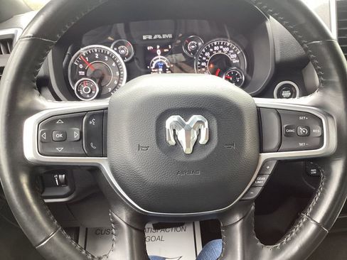 Used 2024 RAM 2500 Big Horn AWD/4WD image 20