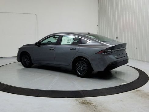 New 2026 Nissan Sentra SV w/ Floor Mat Package FWD image 5