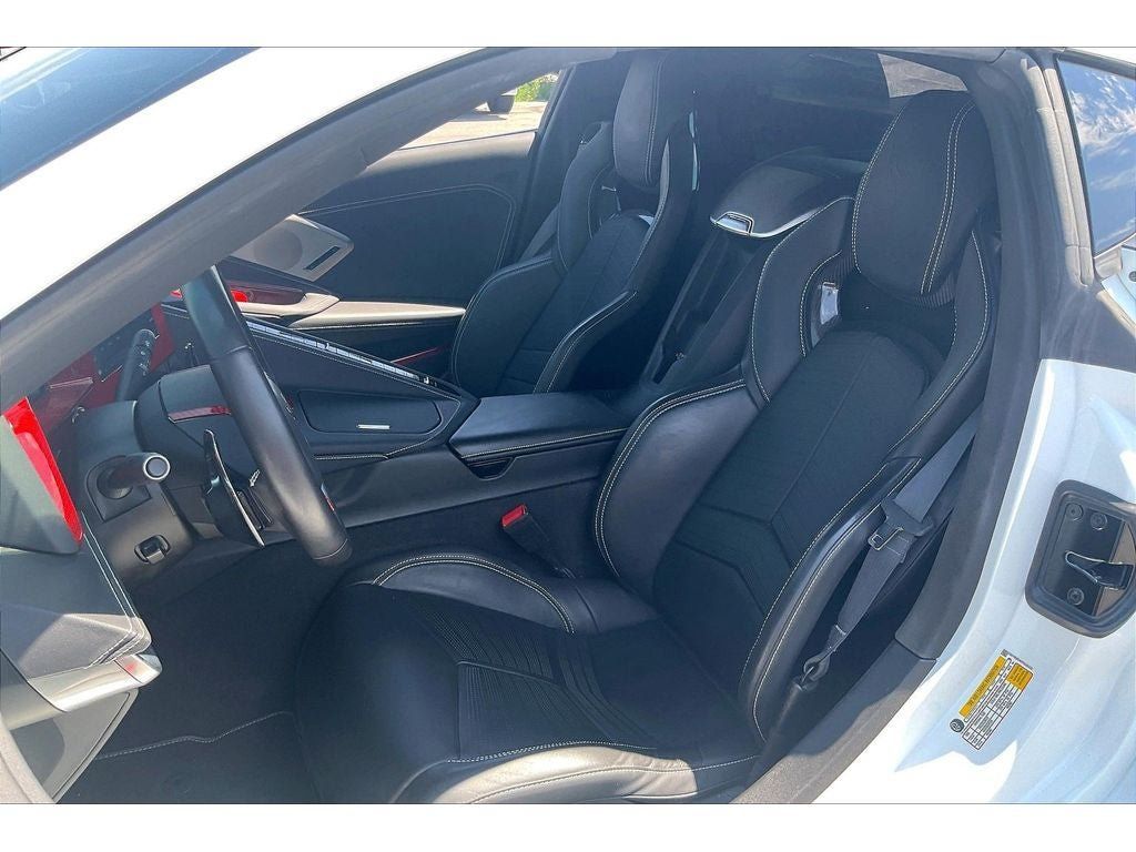 Used 2024 Chevrolet Corvette Stingray Preferred Cpe w/ Z51 Performance Package RWD image 23