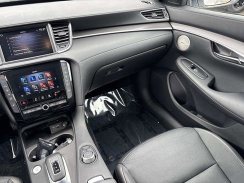 Used 2023 INFINITI QX50 Luxe AWD/4WD image 30